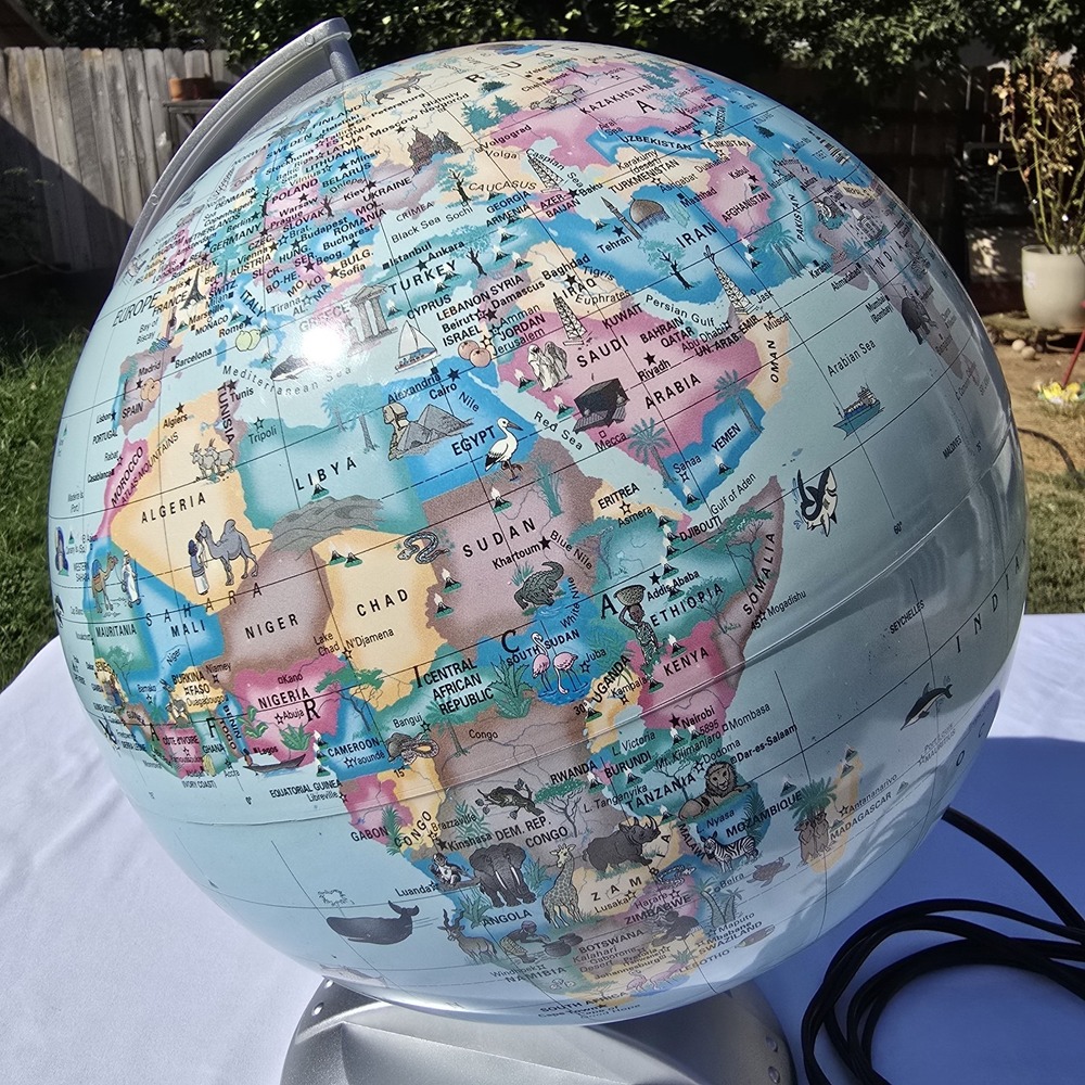 Replogle Globes 10 Inch Diameter Model #12534 LIGHTS UP Working Night Light